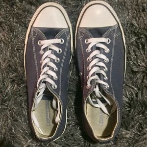 Low top Chuck Taylors - size 8 men/10 women